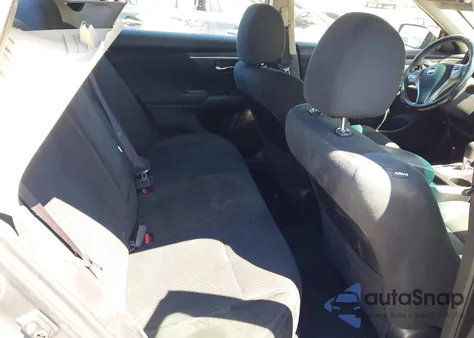 2015 Nissan Altima 2.5 Sv z USA, uszkodzony, nr VIN 1N4AL3AP0FC189660